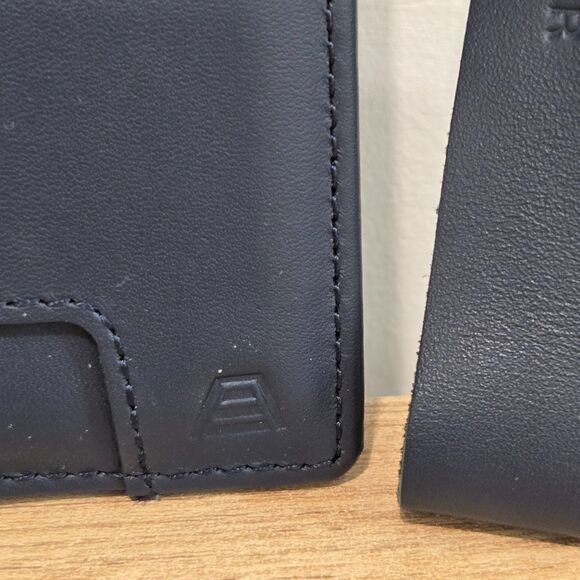 NEW Andar The Denner Wristlet Leather Wallet Navy ID Card Pull Minimalist RFID - Picture 5 of 7